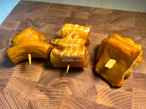 Шашлычок из кальмара х/к в Иркутске