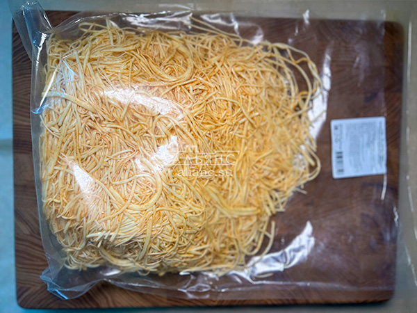 Сырный продукт ФЕРМЕРСКИЙ паутинка с паприкой в Иркутске