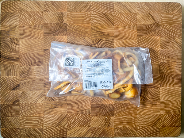 Сыр 150 гр ГОРНЫЙ СЫРОВАР (Ассорти копчёный) в Иркутске