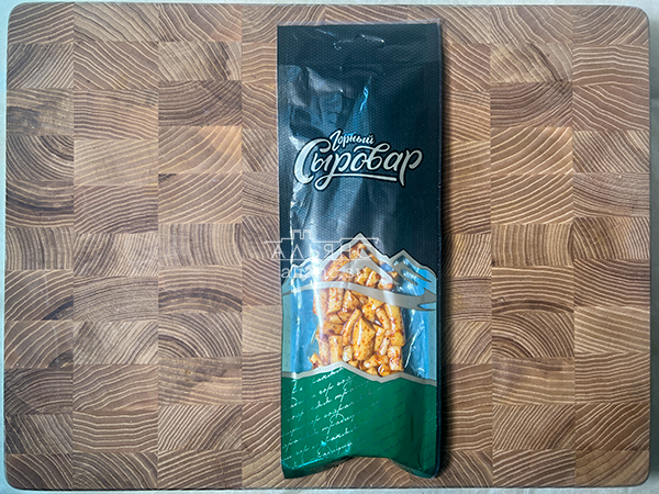 Сыр 60 гр ГОРНЫЙ СЫРОВАР (Бочонок копчёный с аджикой) в Иркутске