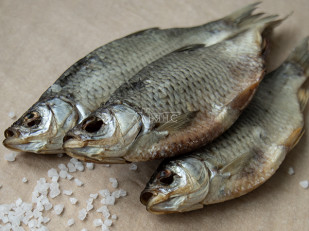 Рыбные снеки: Вобла астраханская ГОСТ с икрой