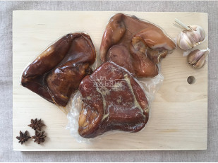 Арахис: Уши свиные (Цельные) 